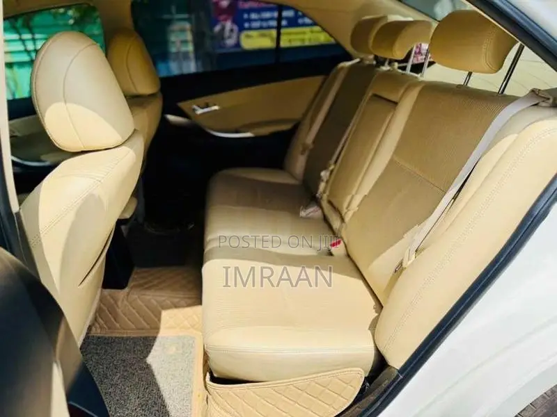 Toyota Premio G Superior 2018