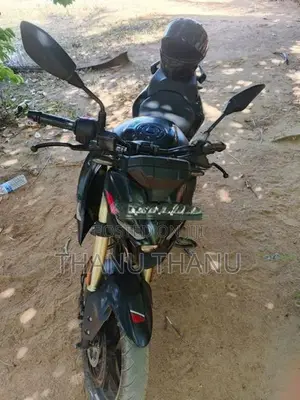 Bajaj Pulsar N160 Premium 2025