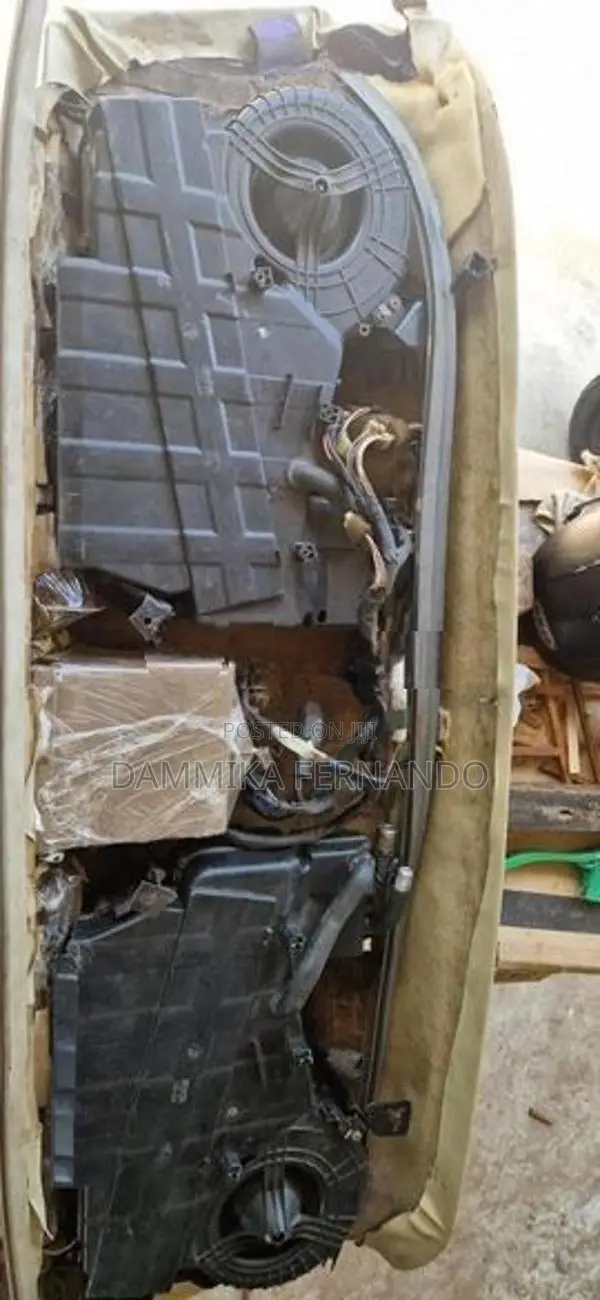 Dual AC unit Lh51 (Hiace Shell model )