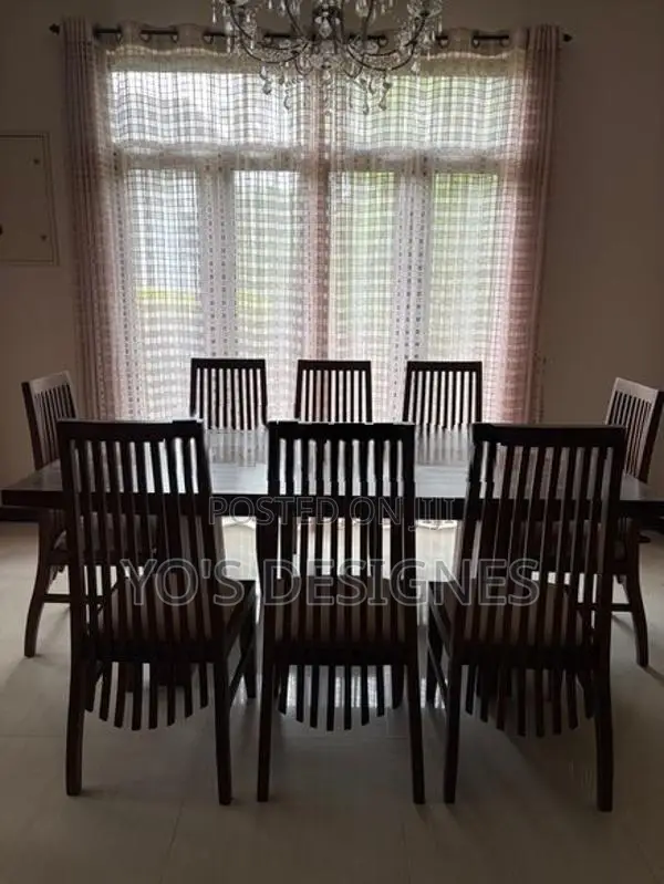 Teak 8 Seater dinning table with chairs