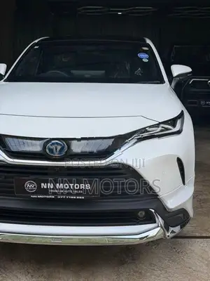 Toyota Harrier 2023