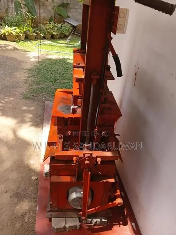 Block Gal Machine