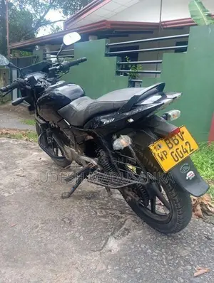 Bajaj Pulsar 150 2015