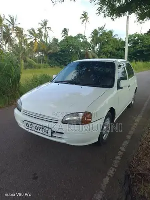 Toyota Starlet NP90 1997