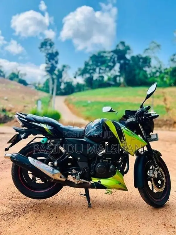 TVS Apache 2014