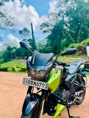 TVS Apache 2014