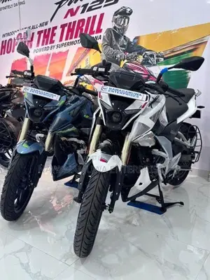 Bajaj Pulsar N160 Premium 2026