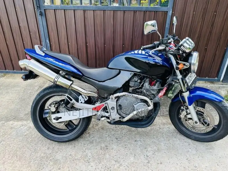 Honda Hornet 2015