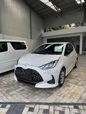 Toyota Yaris G GRADE LED BSM 2026