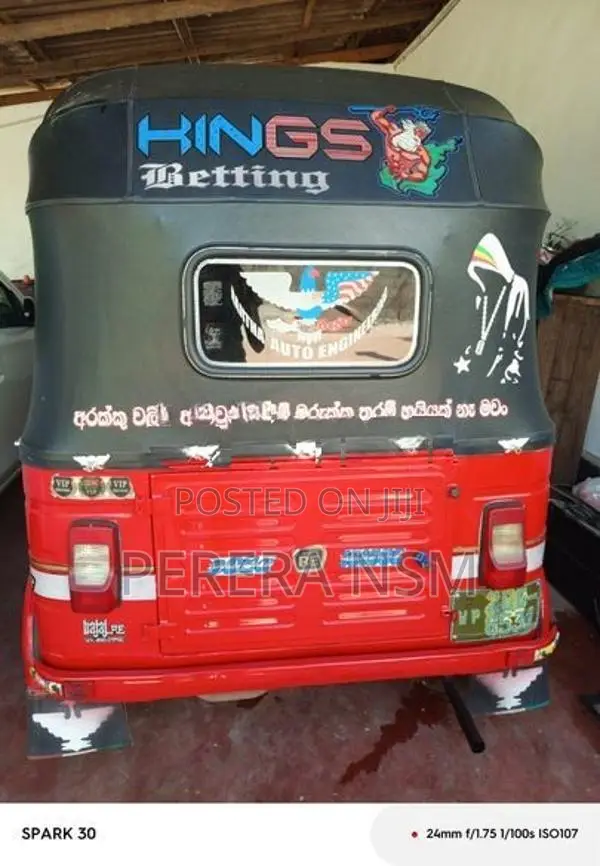 Bajaj RE 1995