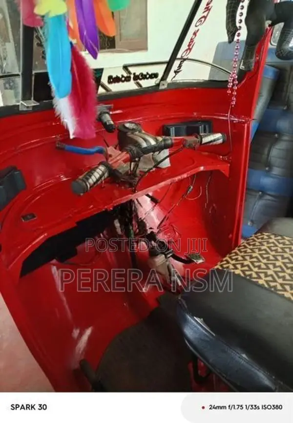Bajaj RE 1995