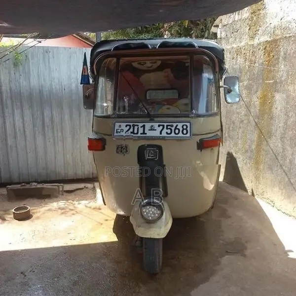 Bajaj RE 1995