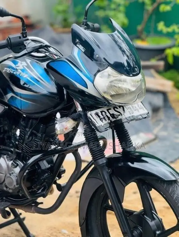 Bajaj Discover 2017