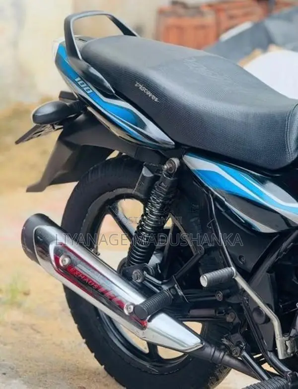 Bajaj Discover 2017
