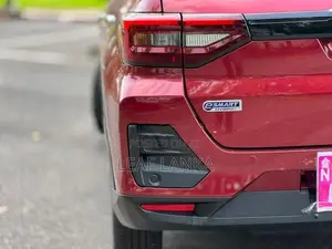 Daihatsu Rocky Premium G Hybrid 2026