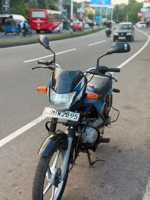 Bajaj CT100 2018