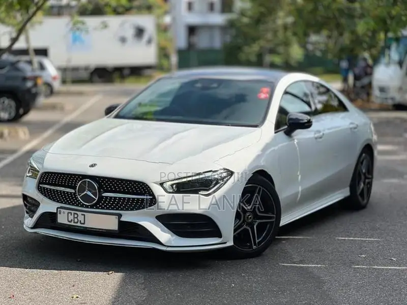 Mercedes Benz CLA 200 AMG Premium Plus 2019