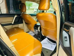 Toyota Land Cruiser Prado TXL 2010