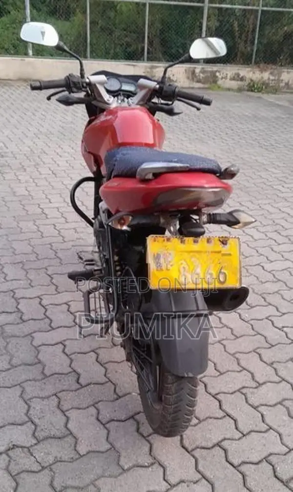 Bajaj Pulsar 135 2010