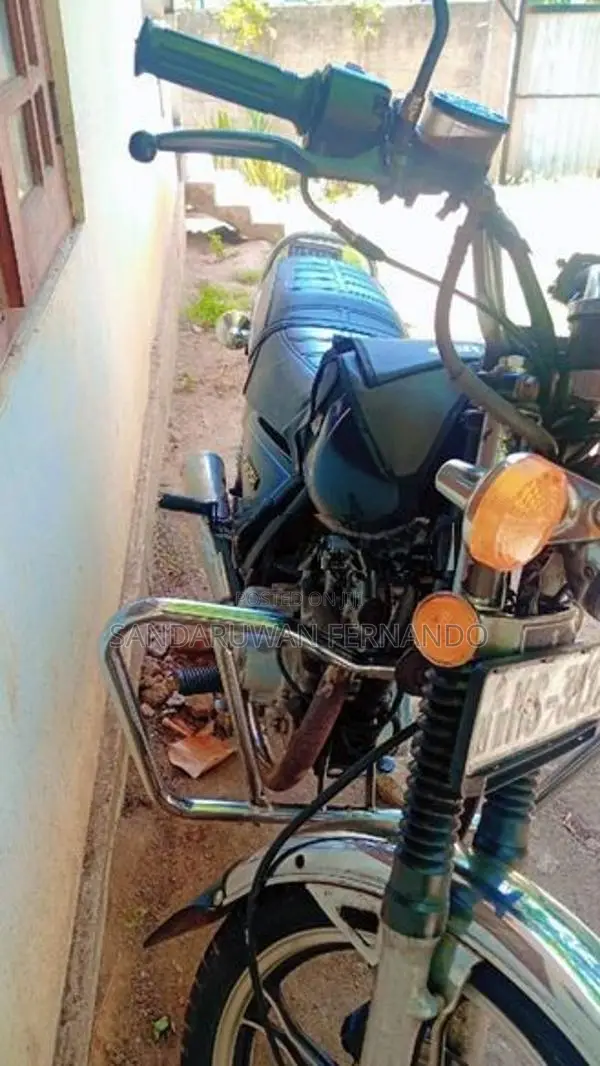 Suzuki GN 125 2006