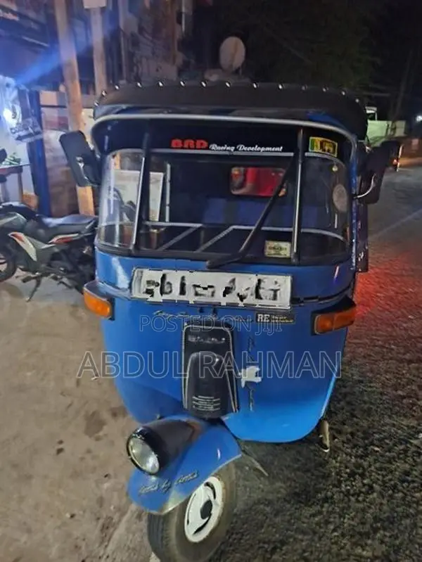 Bajaj RE 2008