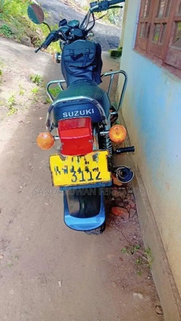 Suzuki GN 125 2006