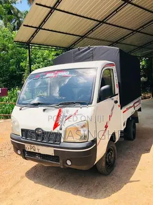 Mahindra Maxximo 2011