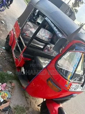 Bajaj RE 2008