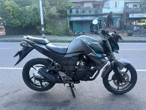 Yamaha FZs V2 2017