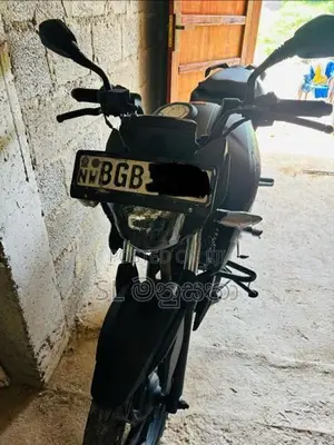TVS Apache RTR 200 2017
