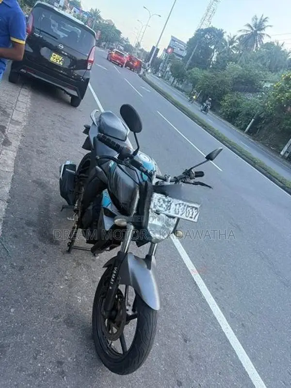 Yamaha FZs V2 2017