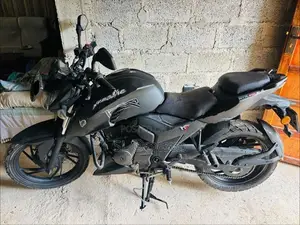TVS Apache RTR 200 2017