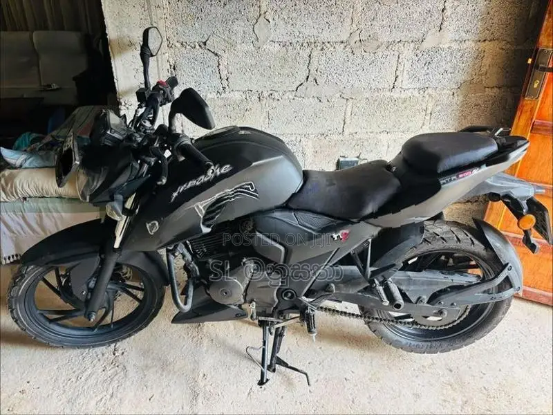TVS Apache RTR 200 2017