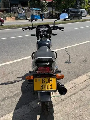 Bajaj CT100 ES 2024