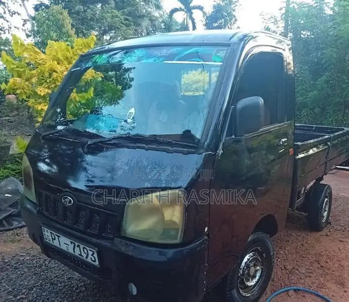 Mahindra Maxximo 2013