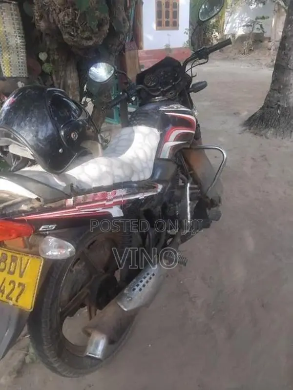 TVS Metro ES 2016