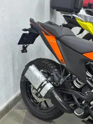 KTM Adventure 250 2025