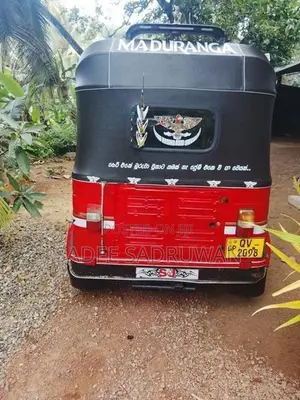 Bajaj RE 2010