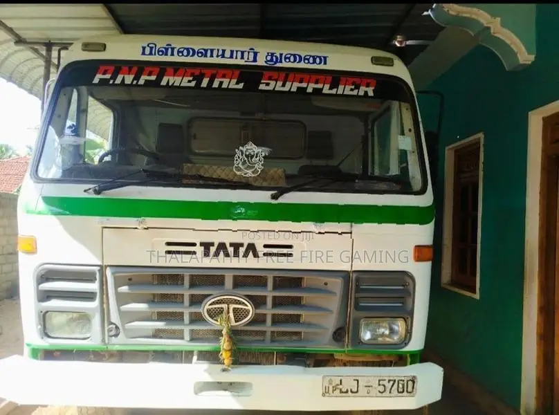 Tata Tipper 2012