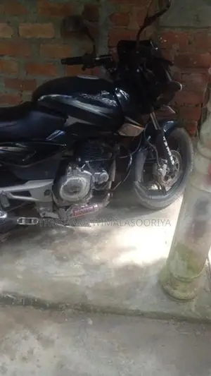 Bajaj Pulsar 150 pulser150 2015