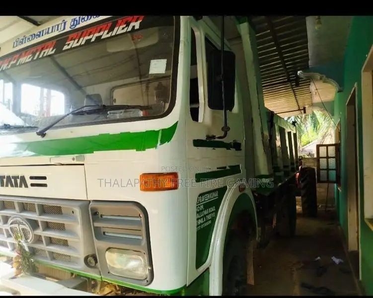 Tata Tipper 2012