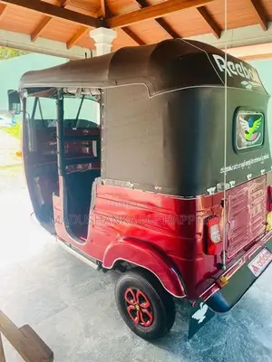 Bajaj RE 2001