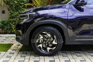 Kia Sonet GTX+ (Imperial Blue) 2026