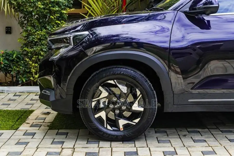 Kia Sonet GTX+ (Imperial Blue) 2026