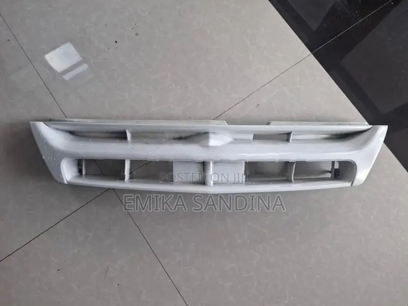 Nissan Y11 AD Wagon Wingroad Shell