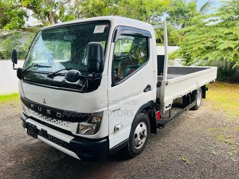 Mitsubishi Canter Motor Lorry 2023
