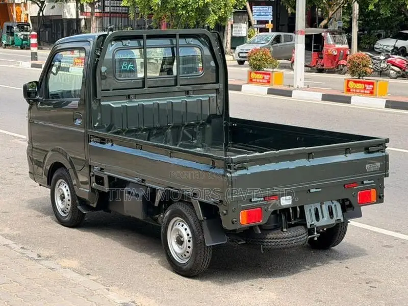 Suzuki Carry 2024