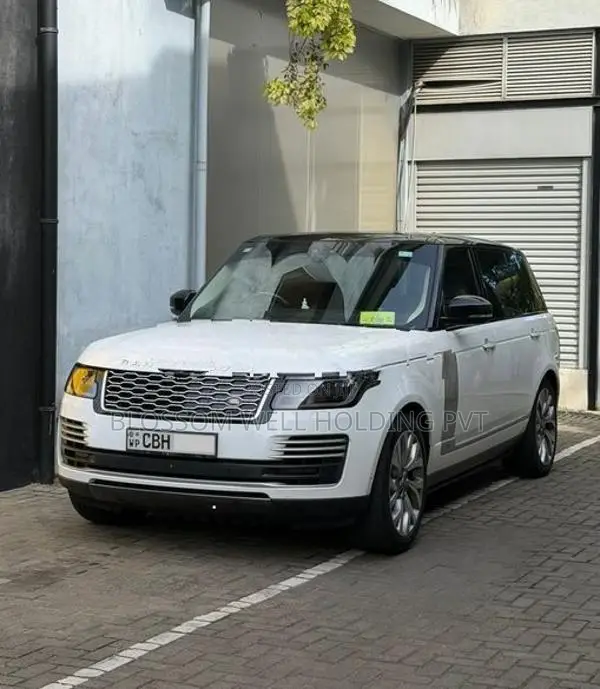 Land Rover Range LWB COMFORT PLUS 2019