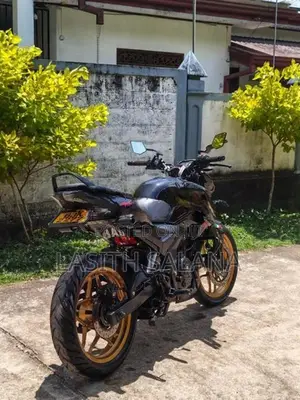 Bajaj Pulsar N160 2024