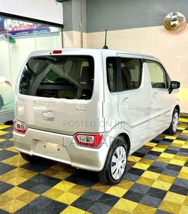 Suzuki Wagon R FX Safety 2025